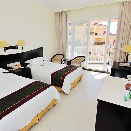Sanya Jingwei Hotel - Санья Экстерьер фото