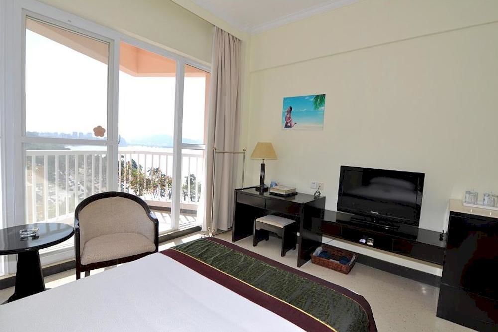 Sanya Jingwei Hotel - Санья Экстерьер фото
